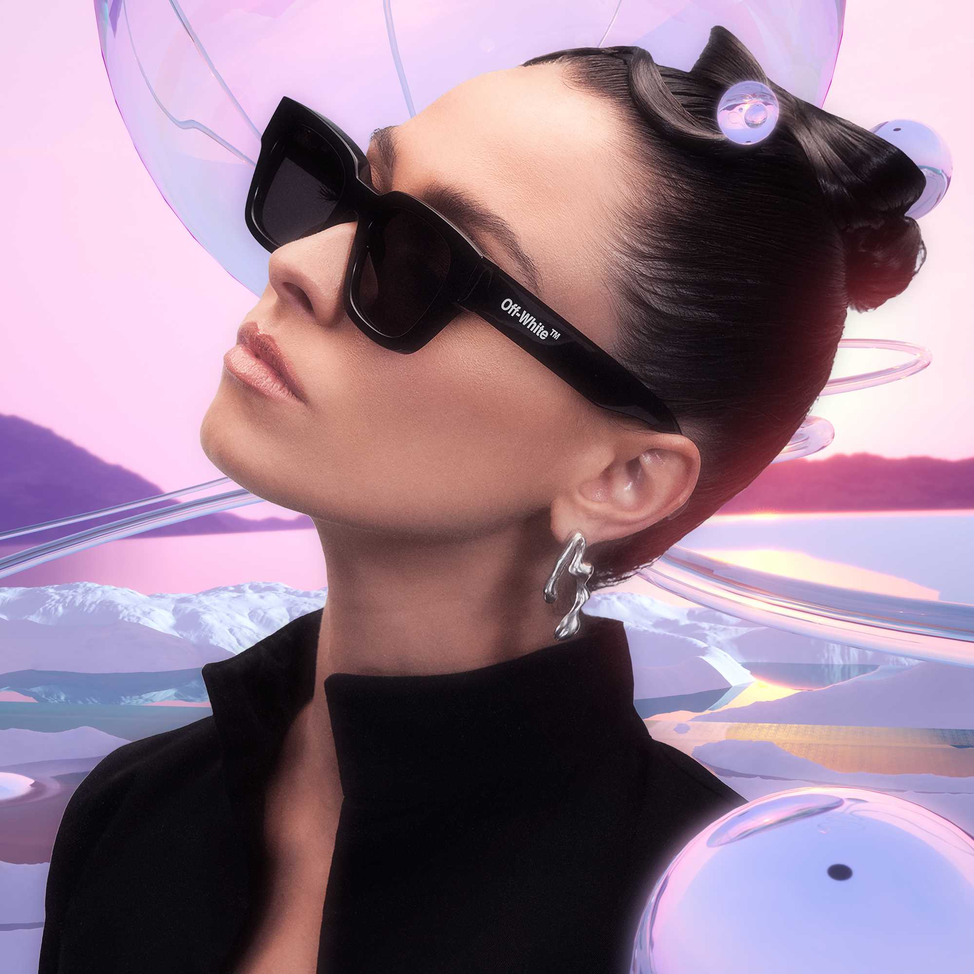 Buy OFF WHITE Zurich Unisex Square Sunglasses Online | MAGRABi UAE